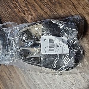 Size 11 toddler shoes